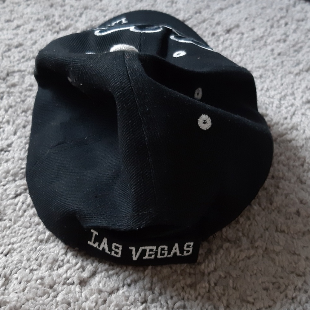Las Vegas and Bad Hair Day Cap - Picture 5 of 5